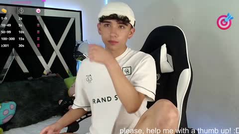 Snapshot of nico_cruz chatting on 12-19-24, 07:29 nico online show from 12-19-24, 07:29