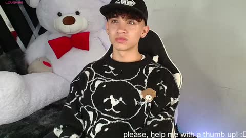 Snapshot of nico_cruz chatting on 01-31-25, 04:36 nico online show from 01-31-25, 04:36