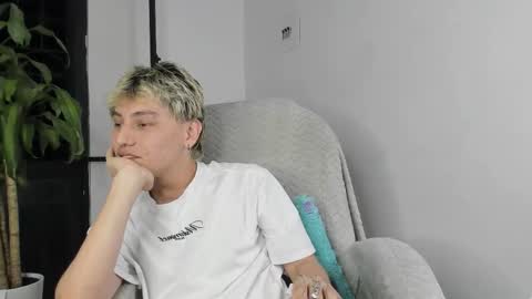 Nico  online show from 10-22-25, 05:30