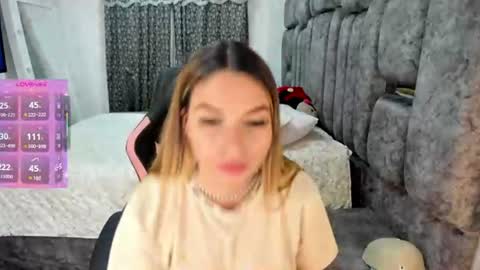 Snapshot of nicol_080 chatting on 06-29-26, 09:15 YuliEM online show from 06-29-26, 09:15