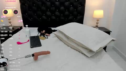 Snapshot of nicol_alvarez chatting on 02-12-25, 09:52 Nicol Alvarez online show from 02-12-25, 09:52