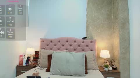 Snapshot of nicol_alvarez chatting on 10-11-25, 07:45 Nicol Alvarez online show from 10-11-25, 07:45