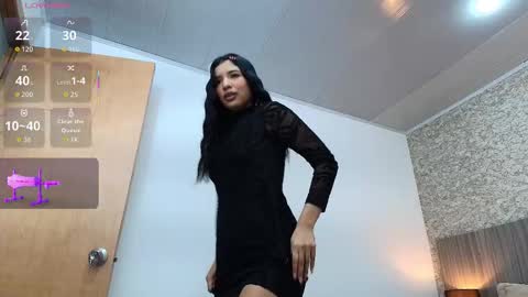 Nicol Alvarez online show from 11-27-25, 08:00