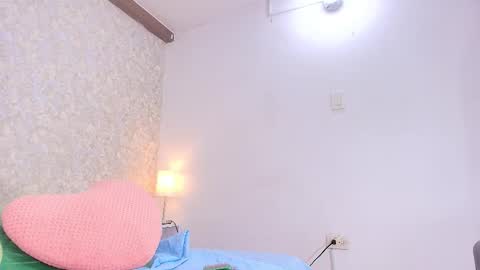 Nicol online show from 10-30-25, 07:14