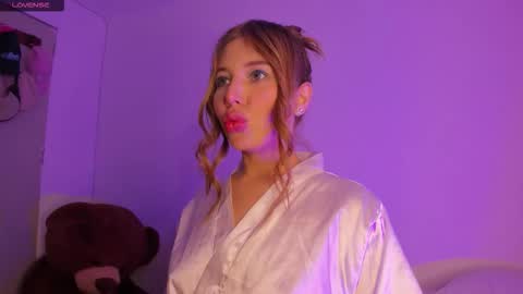 Nicol Gw online show from 01-12-26, 05:34