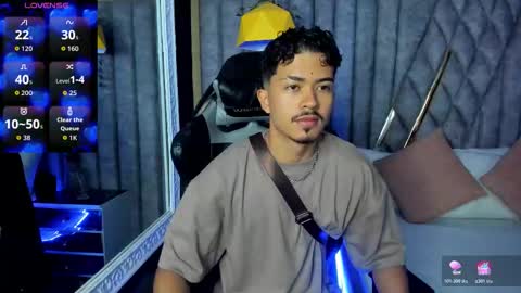 Snapshot of nicolaikarav chatting on 02-22-26, 11:42 Nicolai online show from 02-22-26, 11:42