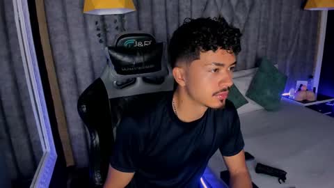 Snapshot of nicolaikarav chatting on 02-23-26, 12:02 Nicolai online show from 02-23-26, 12:02