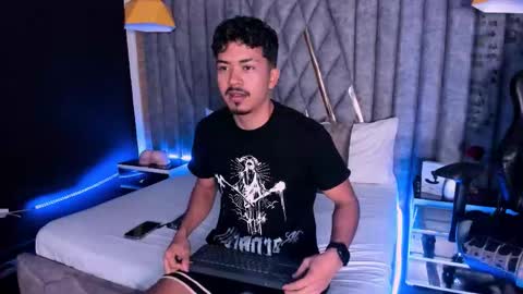 Snapshot of nicolaikarav chatting on 02-28-26, 11:55 Nicolai online show from 02-28-26, 11:55