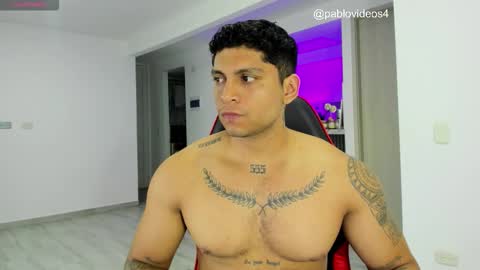 Snapshot of nicolas_montoya chatting on 10-19-25, 04:57 nicolas_montoya online show from 10-19-25, 04:57