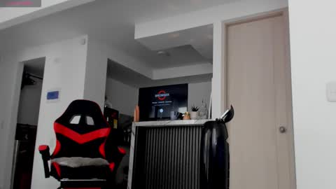 Snapshot of nicolas_montoya chatting on 11-11-25, 09:26 nicolas_montoya online show from 11-11-25, 09:26