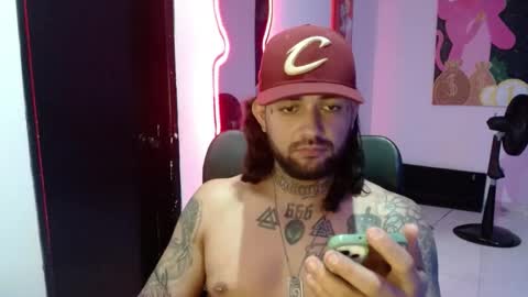 nicolas online show from 12-20-24, 07:33