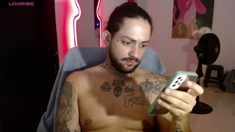 nicolas online show from 01-16-25, 02:41