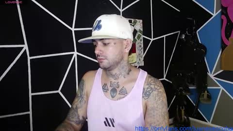 nicolas online show from 10-22-25, 02:34