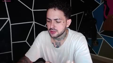 nicolas online show from 10-27-25, 02:26