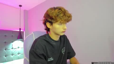 nicolasferrer18 online show from 11-03-25, 07:15