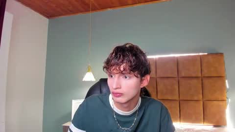 nicolasferrer18 online show from 11-09-25, 07:23