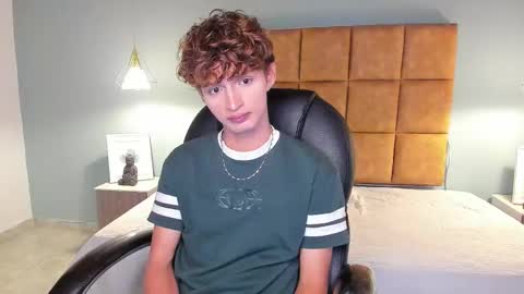 nicolasferrer18 online show from 11-13-25, 07:24