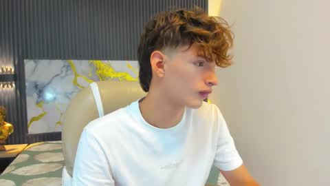 nicolasferrer18 online show from 11-18-25, 07:29