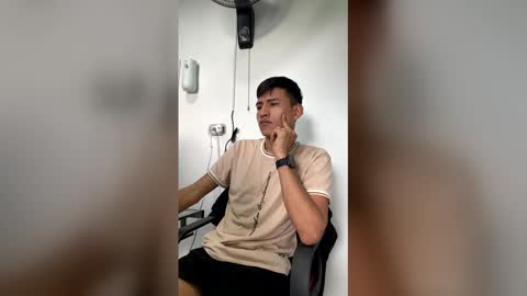 nicolastorres__ online show from 02-15-26, 07:21