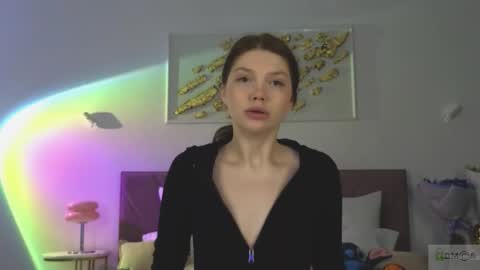 Snapshot of nicole_broown chatting on 11-27-25, 09:39 Nicole online show from 11-27-25, 09:39