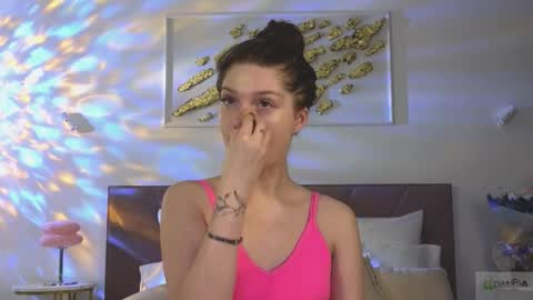 Snapshot of nicole_broown chatting on 12-03-25, 09:35 Nicole online show from 12-03-25, 09:35