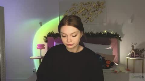 Snapshot of nicole_broown chatting on 01-15-26, 09:18 Nicole online show from 01-15-26, 09:18