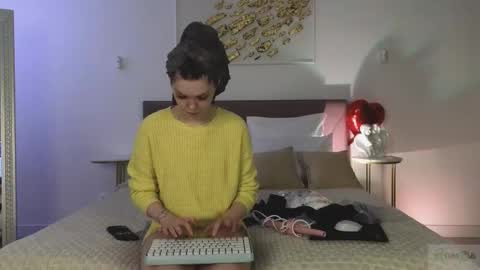 Snapshot of nicole_broown chatting on 03-01-26, 08:55 Nicole online show from 03-01-26, 08:55