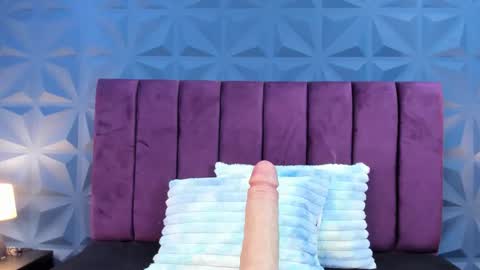 Nicole online show from 11-07-25, 03:28