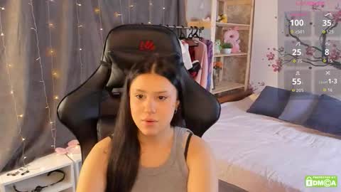Snapshot of nicole_parshikova chatting on 09-11-25, 08:14 My name is Nicole. I m completely new here online show from 09-11-25, 08:14