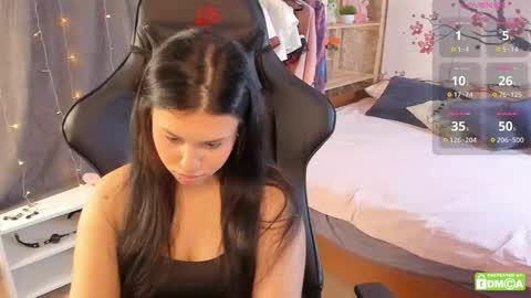 Snapshot of nicole_parshikova chatting on 09-14-25, 07:18 My name is Nicole. I m completely new here online show from 09-14-25, 07:18