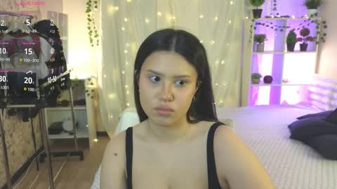 My name is Nicole. I m completely new here online show from 12-01-25, 11:37