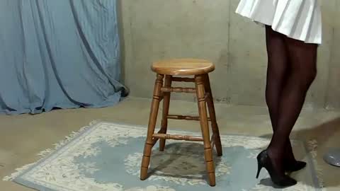 Nicole T online show from 09-24-25, 06:00