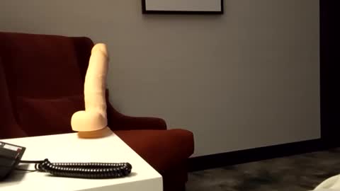 nicoleandbrian online show from 11-25-25, 10:54