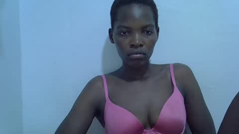 nicoleberry254 online show from 02-03-25, 10:43