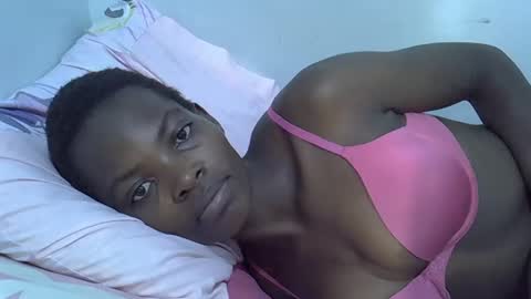 nicoleberry254 online show from 02-04-25, 11:27