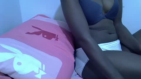 nicoleberry254 online show from 02-05-25, 09:25