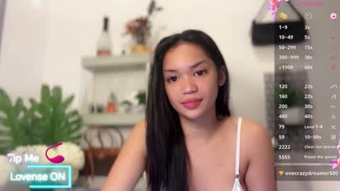 Snapshot of nicolecellini chatting on 01-15-26, 10:46 NICOLE online show from 01-15-26, 10:46