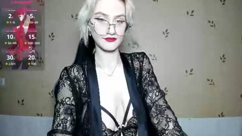 Snapshot of nicoledaviss_ chatting on 07-14-26, 07:30 NicoleDavis online show from 07-14-26, 07:30