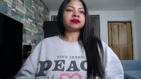 Nicole online show from 10-31-25, 06:31