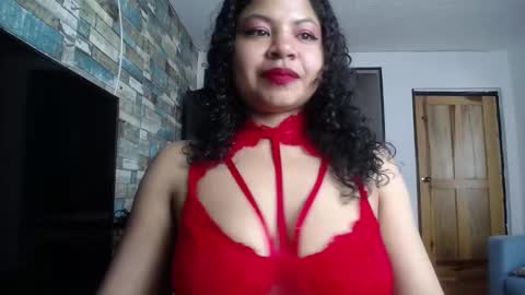 Snapshot of nicoleebon chatting on 03-14-26, 02:44 Nicole online show from 03-14-26, 02:44