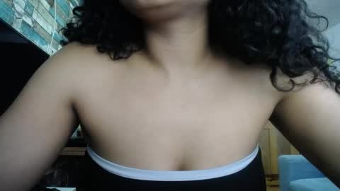 Snapshot of nicoleebon chatting on 03-30-26, 09:38 Nicole online show from 03-30-26, 09:38