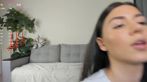 Dua Lipa online show from 12-25-24, 07:13