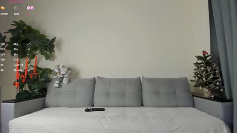 Dua Lipa online show from 12-27-24, 01:07