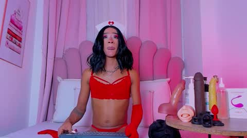 nicolemadrird online show from 02-27-26, 05:24