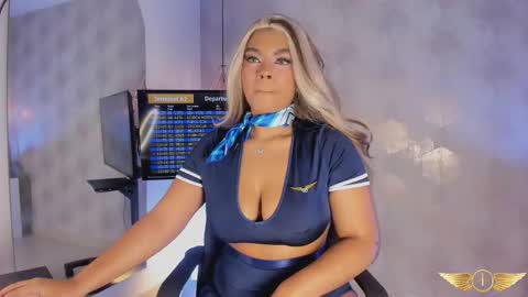 Snapshot of nicolemorelli2 chatting on 10-14-25, 12:28 Andrea give it a thumbs up please its important online show from 10-14-25, 12:28