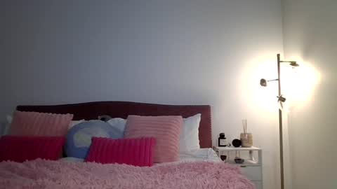 Snapshot of nicolesarahx chatting on 07-27-26, 11:56 Sarah online show from 07-27-26, 11:56