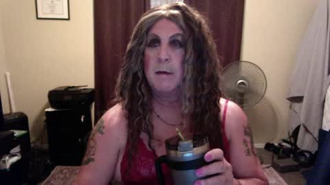 Snapshot of nicolescdfantasies chatting on 05-04-26, 01:23 Nicole CD online show from 05-04-26, 01:23