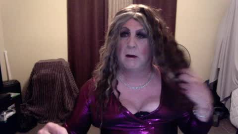 Snapshot of nicolescdfantasies chatting on 05-10-26, 03:44 Nicole CD online show from 05-10-26, 03:44