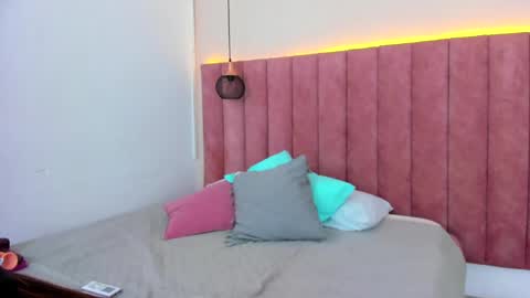 Nicole online show from 03-01-25, 05:09