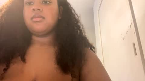 Snapshot of nicolette356 chatting on 10-01-25, 03:18 nicolette356 online show from 10-01-25, 03:18